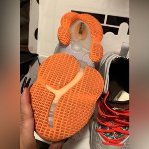 Brand new with box lebrón James 19